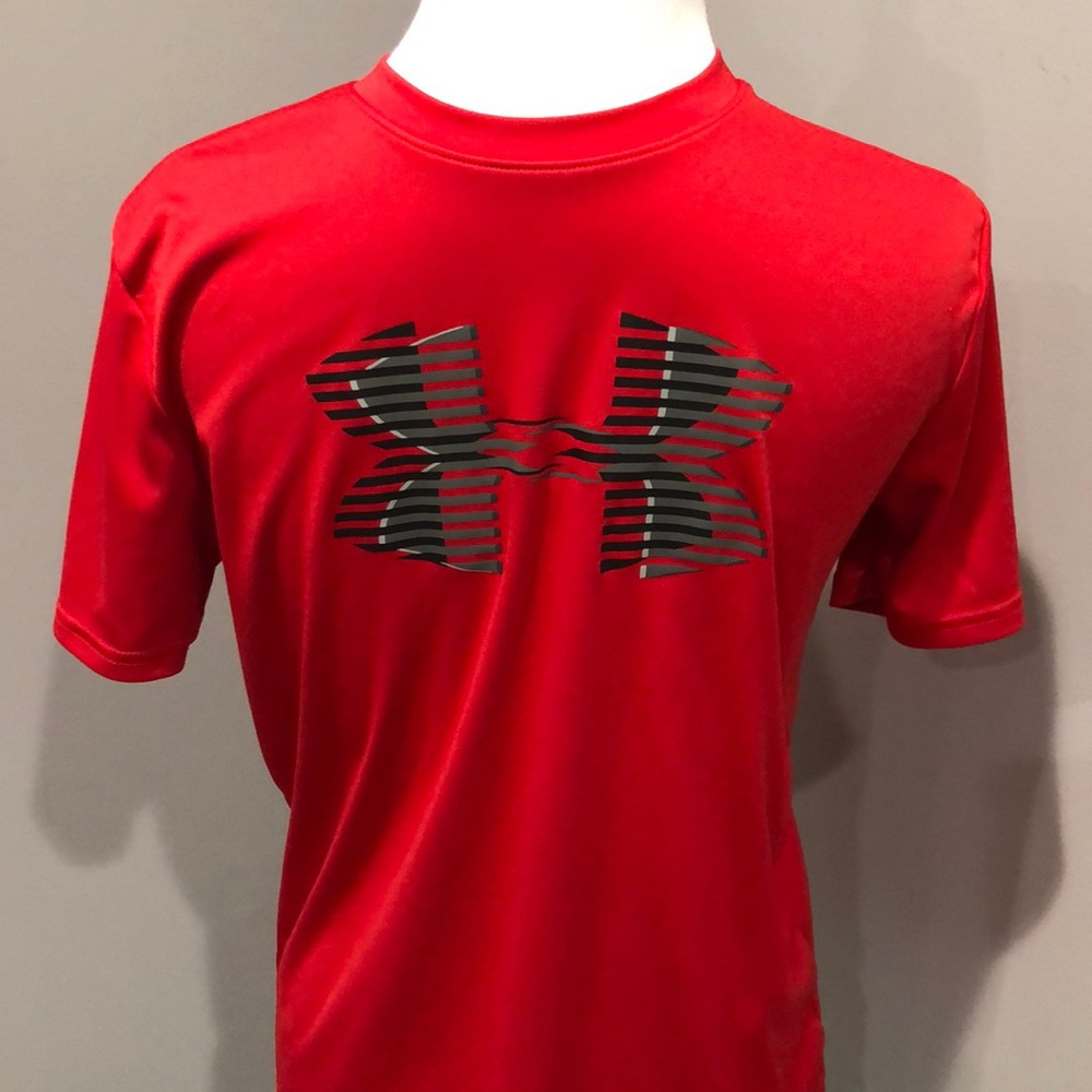 Youth XL Under Armour tshirt
